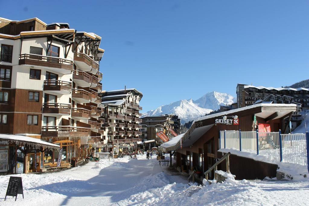 Appartement La Tania 2 Pieces Garage Dans Chalet Pied Pistes Exteriér fotografie